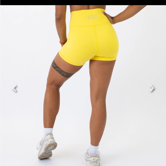 Fleo High Rise Shorts - Picture 5 of 10